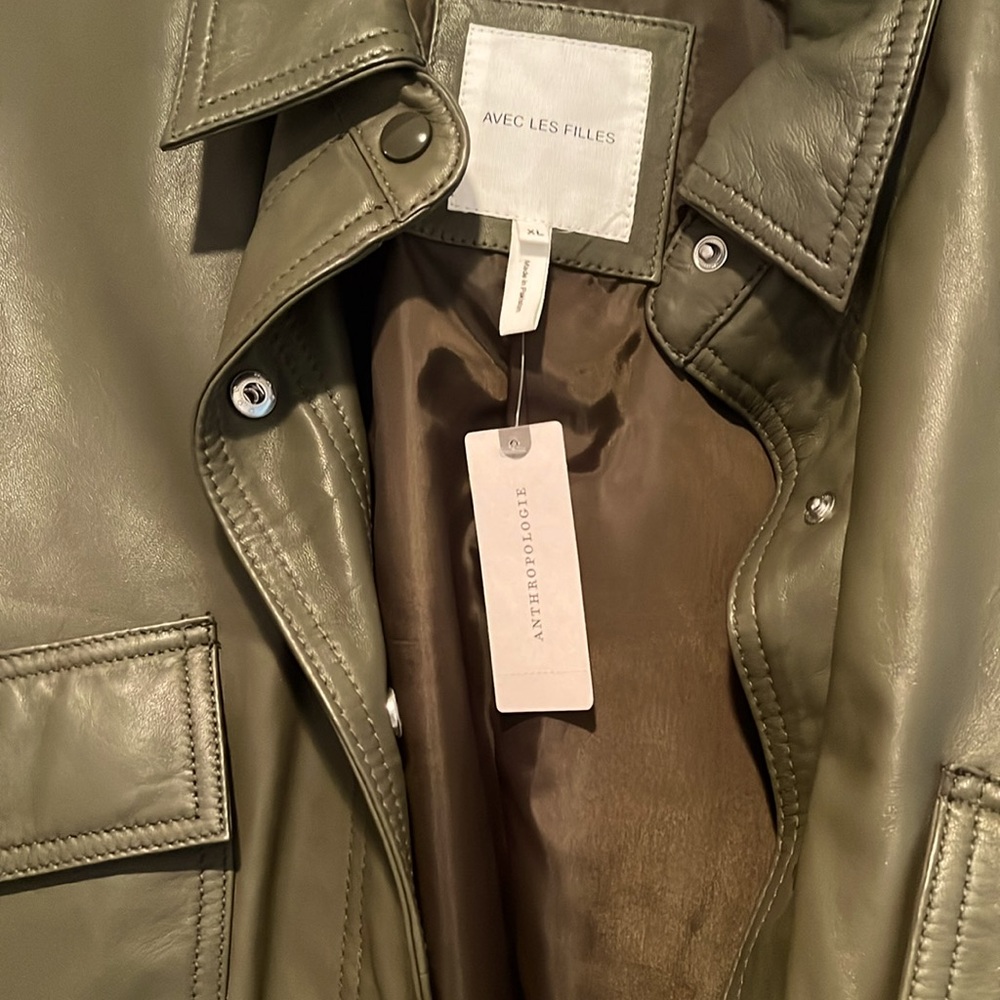 Avec le fils butter soft feminine leather jacket- color is olive drab. NWT - Picture 3 of 7